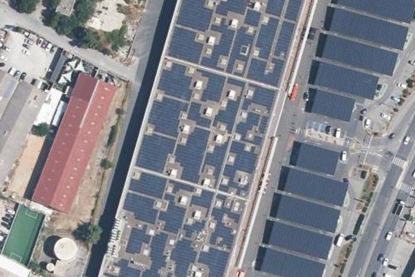 toilette geant casino près d'arenes