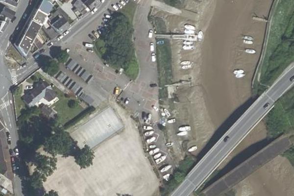 Port de mean, parking