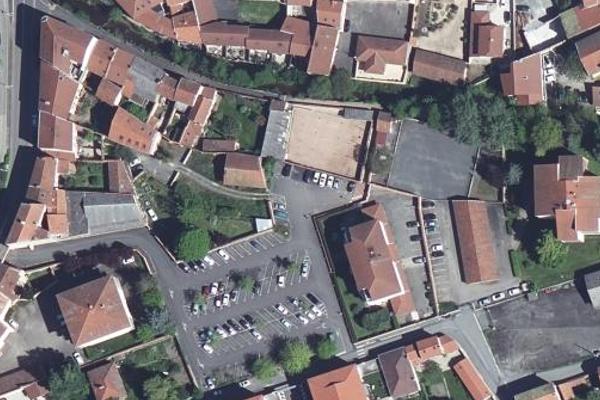 Parking allee de charlieu