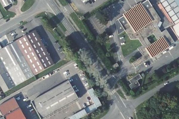 Zone est, parking à Arras