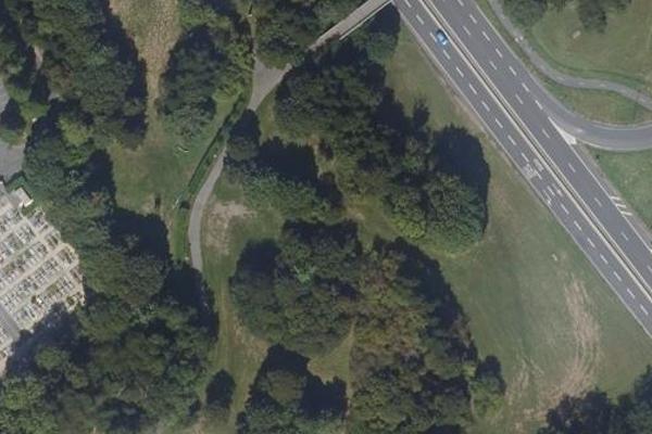 PARC EVRY / au dessus du cimetiere